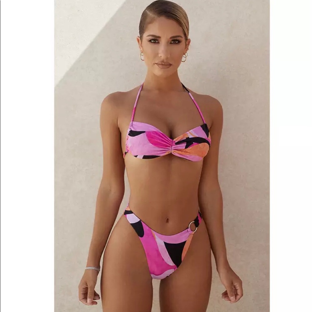 Two-piece multicolor swimsuit